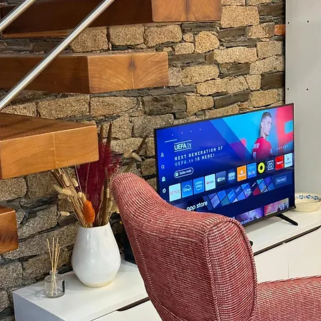 Casas Do Abo Fredo * Sendim (Braganca)