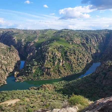 Casas Do Abo Fredo بيت للعطل Sendim (Braganca)